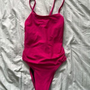 Jolyn “Dayno 3” One-piece